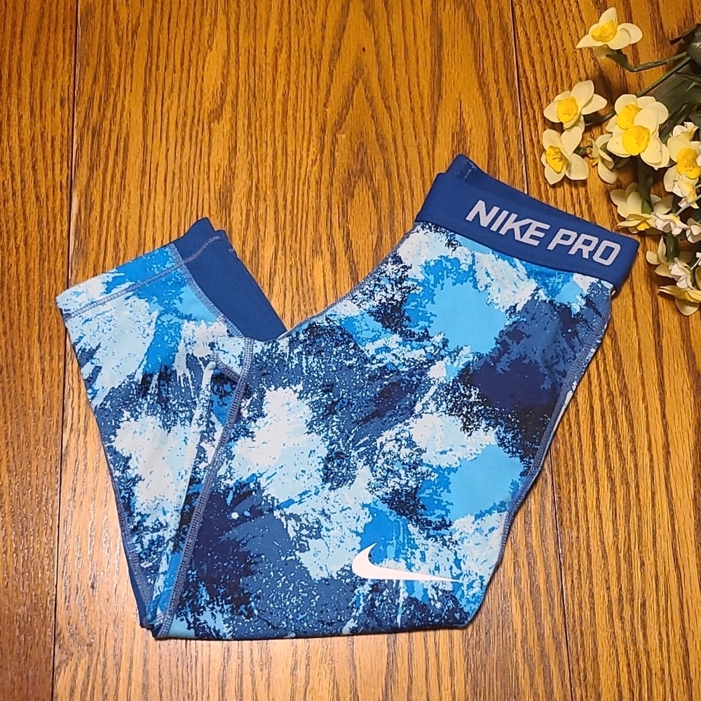 Nike Pro athletic pants